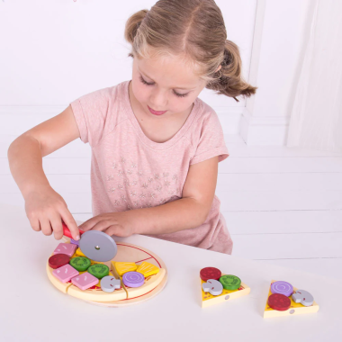 Bigjigs medinė pjaustoma pica - Mediniai žaislai vaikams nuo 3 metų