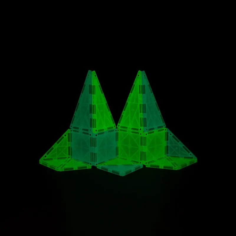 Imanix Classic šviečiantis magnetinis konstruktorius (16 el.), matosi kaip tamsoje šviečia