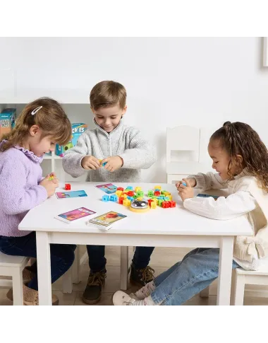 Miniland stalo žaidimas Clickies su pakuote šalia