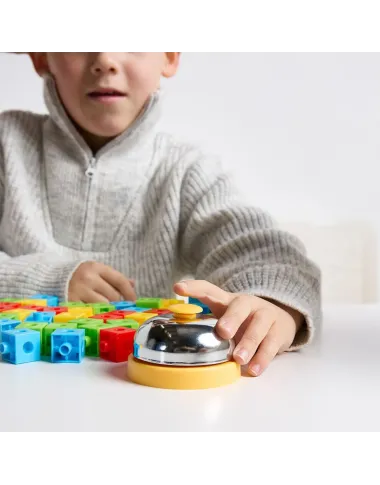 Miniland stalo žaidimas Clickies su pakuote šalia