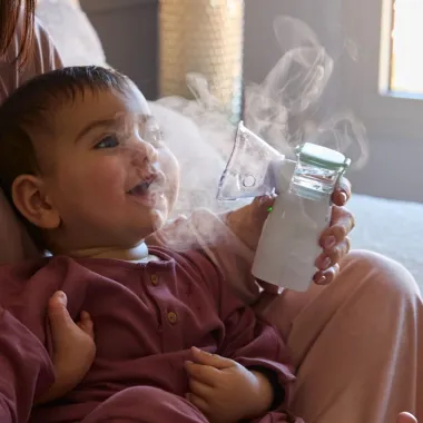 Miniland Nebuclean naudojamas kvėpavimo takų priežiūrai namuose ir kelionėje.