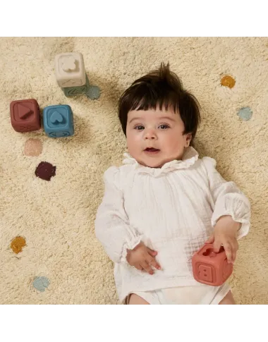 Miniland minkštos silikoninės sensorinės kaladėlės kūdikiams.