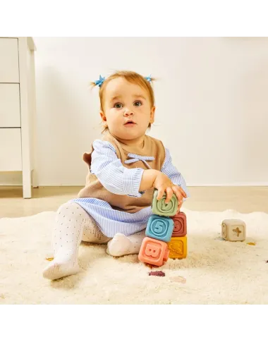 Miniland minkštos silikoninės sensorinės kaladėlės kūdikiams.