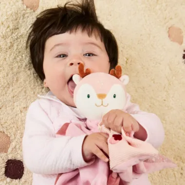 Miniland Elniukė – pirmasis kūdikio migdukas nuo gimimo iš Miniland dovanų rinkinio kūdikiams