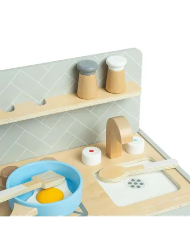 Bigjigs mini medinė virtuvėlė su keptuve ir įrankiais