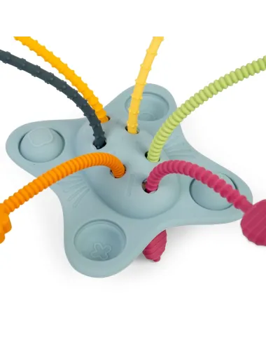 Sensorinis silikoninis žaislas „Pull, Push & Pop“ su spalvotomis virvelėmis.