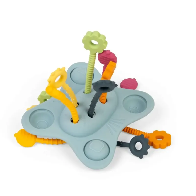 Sensorinis silikoninis žaislas „Pull, Push & Pop“ su spalvotomis virvelėmis.