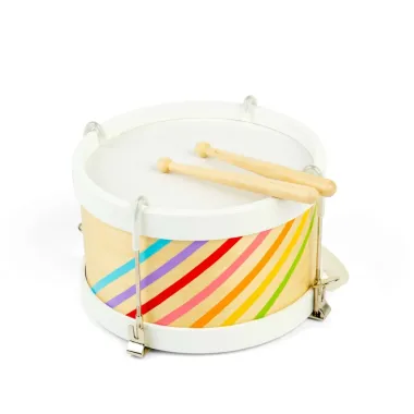 Medinis būgnas su vaivorykštės juostomis ir būgneliais.