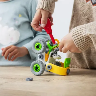 Mecaflex ekskavatoriaus konstruktorius nuo 4 metų